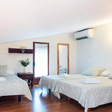 El Cabildo Holiday home Piedralaves